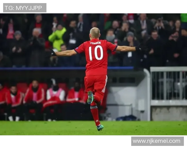 足球明星3号背后的故事与传奇球员的荣耀之路