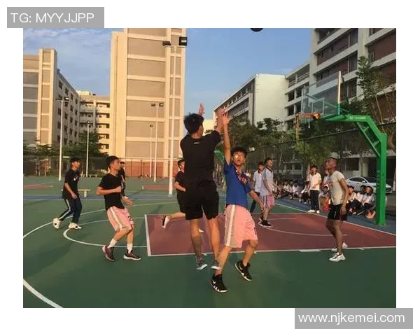 深圳篮球队的比赛经验变革引发热议探索新策略与团队协作的未来发展